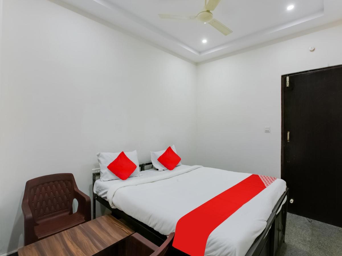 Hotel O Manjushree Boarding & Lodging Nearby Dr.Br Ambedkar Stadium Basveshwar Nagar Bangalore Dış mekan fotoğraf