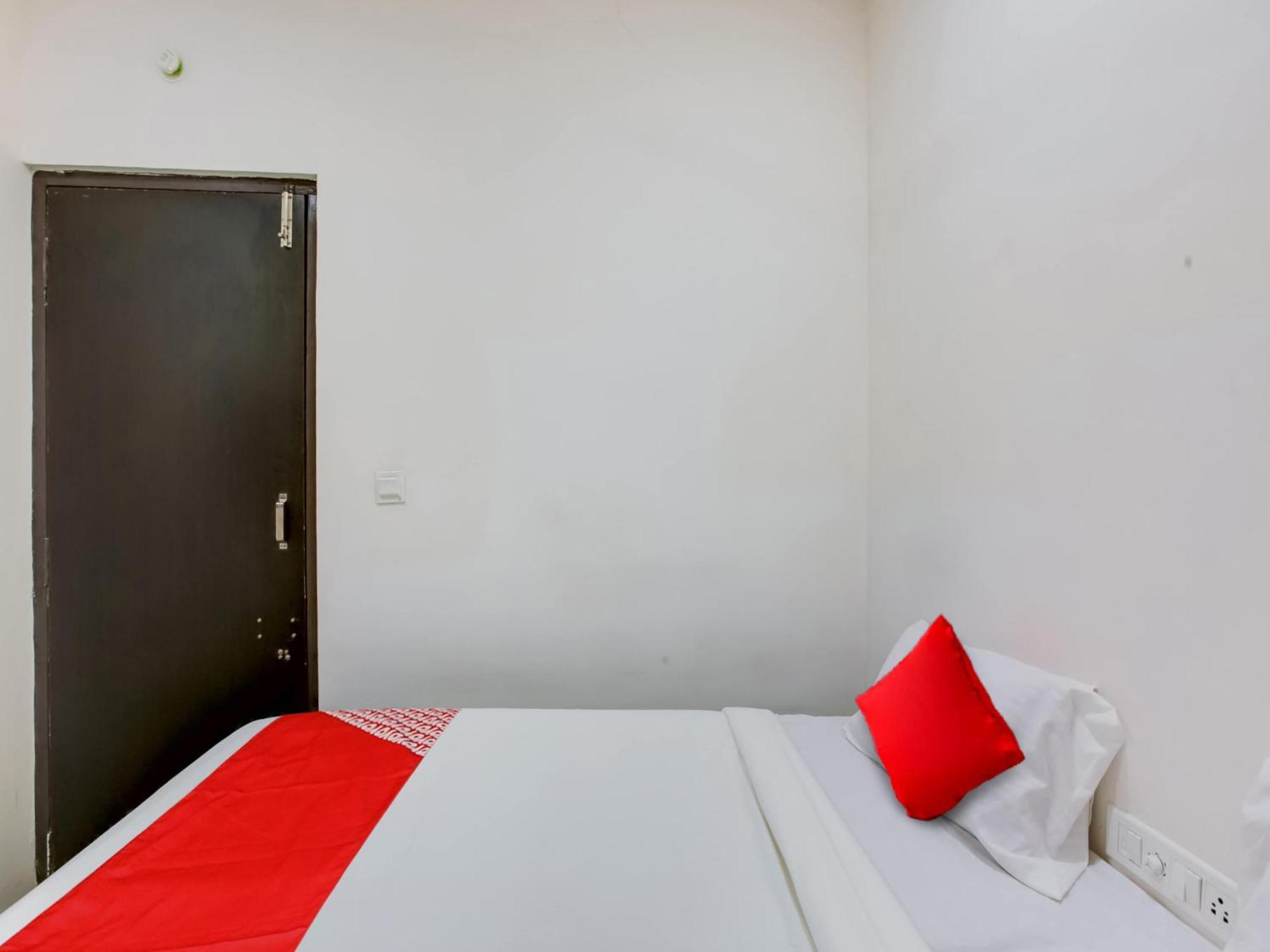 Hotel O Manjushree Boarding & Lodging Nearby Dr.Br Ambedkar Stadium Basveshwar Nagar Bangalore Dış mekan fotoğraf